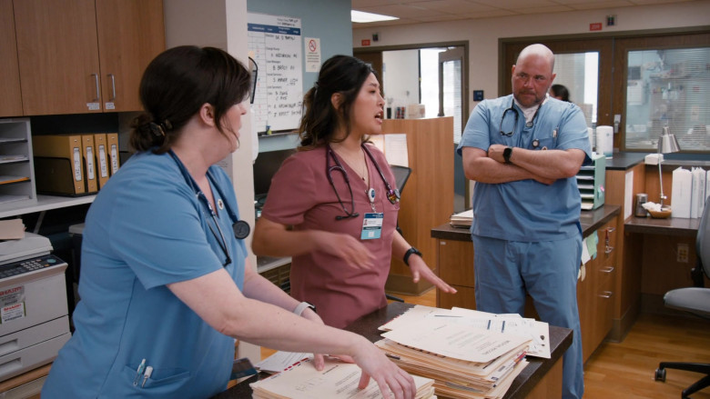 Sharp Printer, Apple Watch, 3M Littmann Stethoscope in St. Denis Medical S01E01 "Welcome to St. Denis" (2024) - 618716