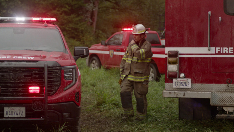 GMC Car (Scene 1) in Fire Country S03E05 "Edgewater's About to Get Real Cozy" (2024) - 622022