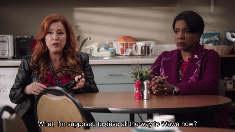 Wawa (Verbal) in Abbott Elementary S04E06 "The Deli" (2024) - 619439