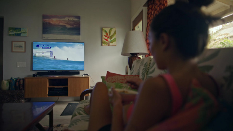 Sony PlayStation 5 Console and Controller in Rescue HI-Surf S01E08 "Drop In" (2024) - 616693