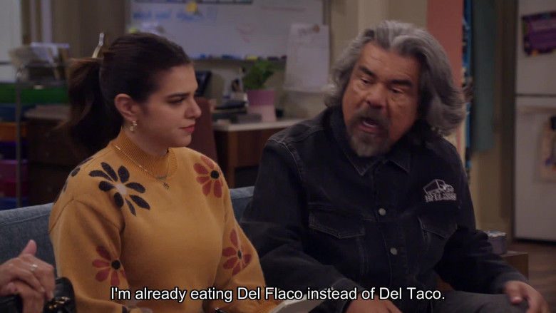 Del Taco Fast food restaurant chain (Verbal) in Lopez vs Lopez S03E03 "Lopez vs In-Laws" (2024) - 608458