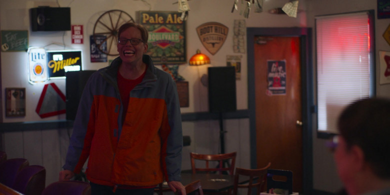 Miller Lite, Boulevard Brewing Co., Boot Hill Distillery in Somebody Somewhere S03E03 "Porch Lyfe" (2024) - 615595