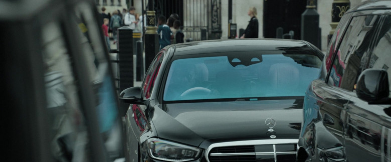 Mercedes-Benz Car in The Agency S01E03 "Hawk from a Handsaw" (2024) - 643636