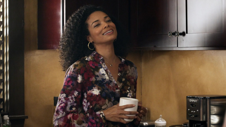 Cuisinart Coffee Maker in S.W.A.T. S08E07 "Home" (2024) - 645121